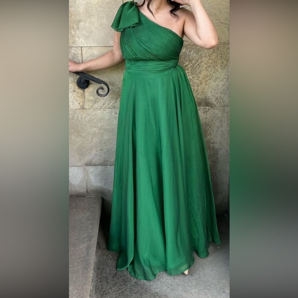 Mac Duggal Women's Pleated One Shoulder Chiffon Gown - Picture 5 of 6